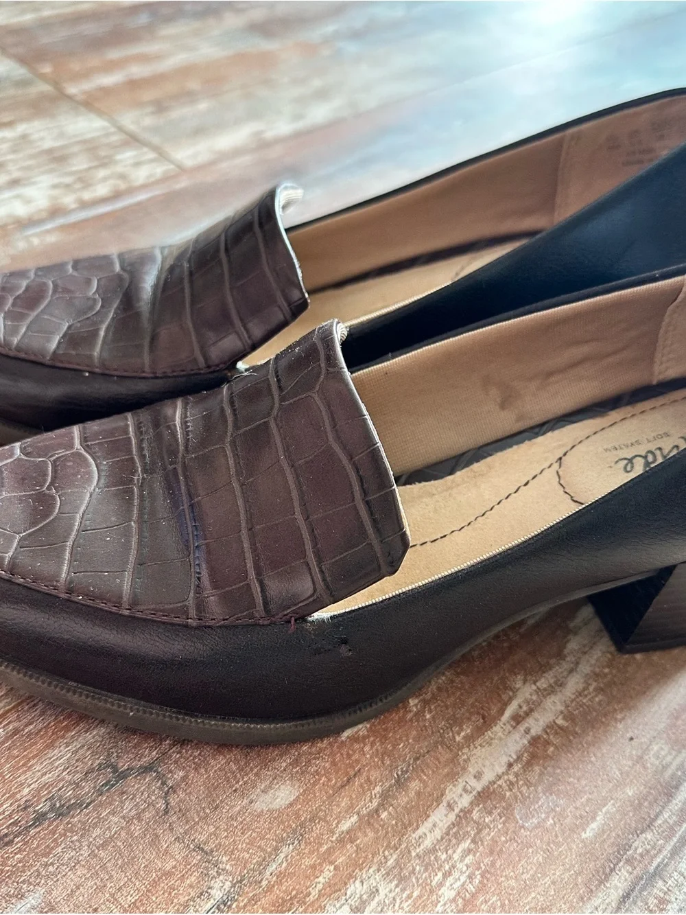 Life Stride Brown Croc-Embossed Slip-On Loafers